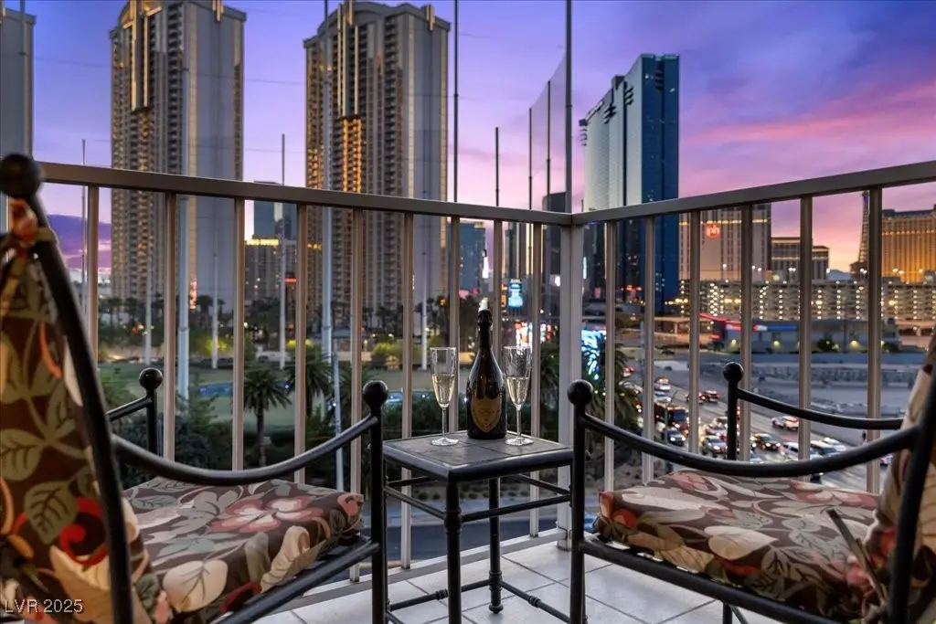 205 E Harmon Avenue #802, Las Vegas, NV 89169 - Image #1