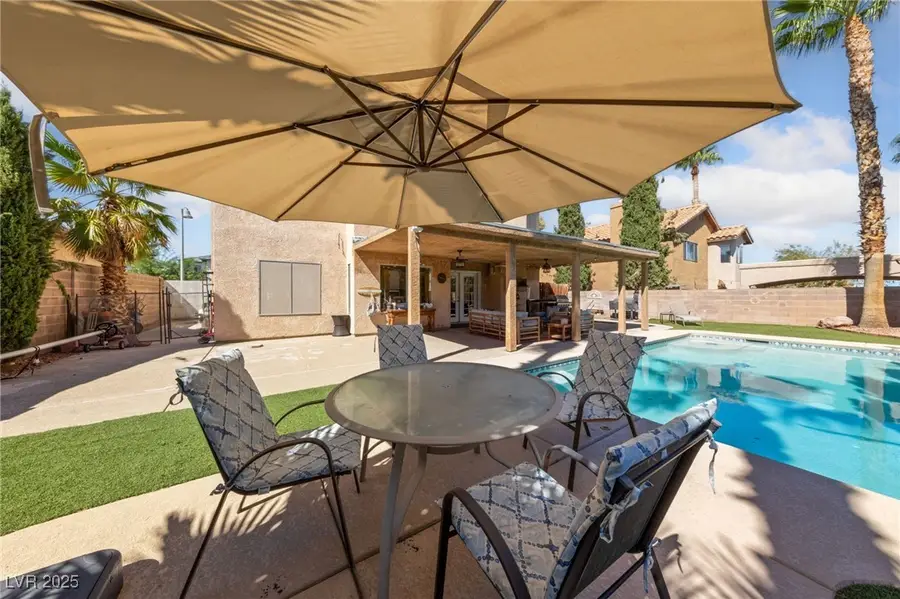 9429 Abalone Way, Las Vegas, NV 89117 - Image #2
