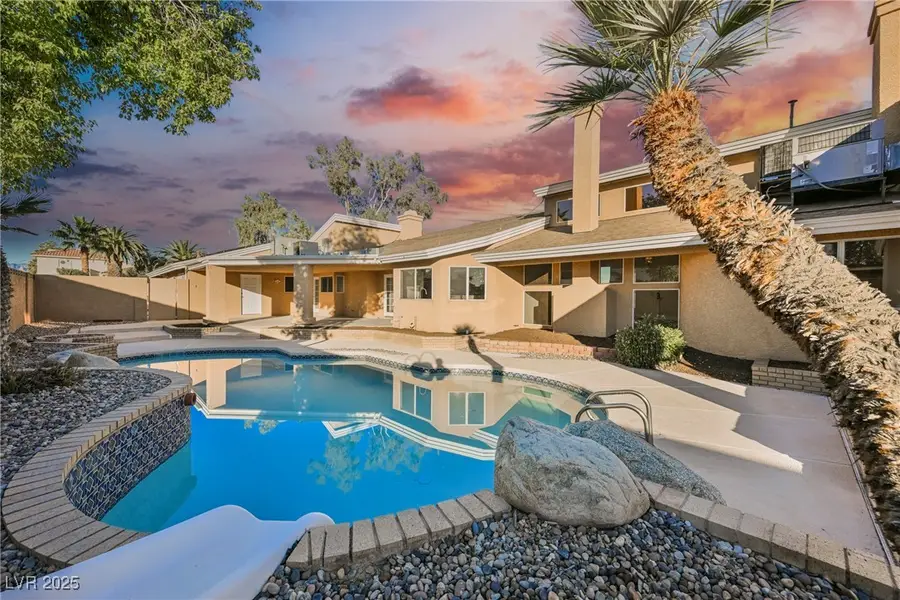 5925 Obannon Drive, Las Vegas, NV 89146 - Image #2