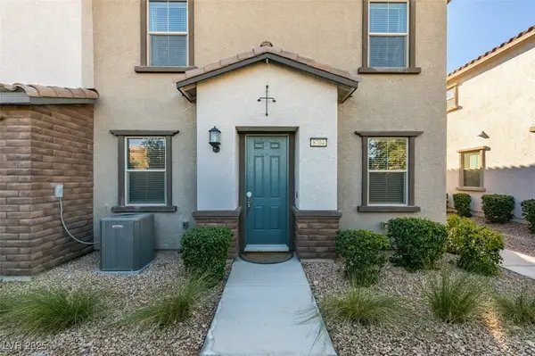 8704 Giant Causeway Avenue, Las Vegas, NV 89148