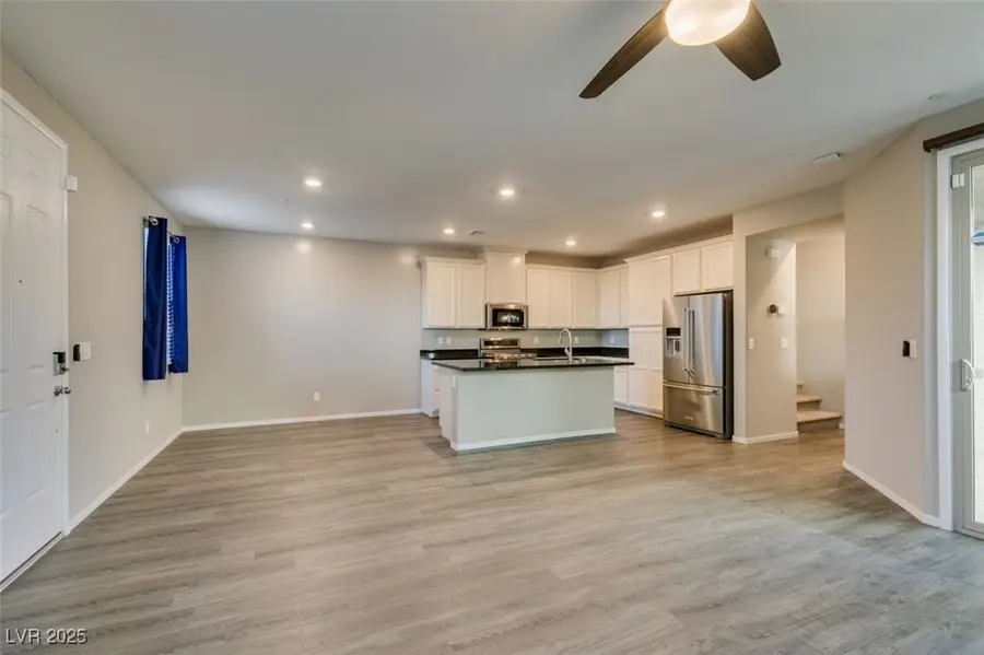 8704 Giant Causeway Avenue, Las Vegas, NV 89148 - Image #2