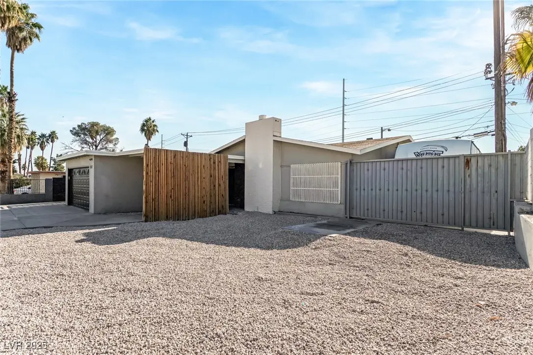 1537 Sombrero Drive, Las Vegas, NV 89169 - Image #1