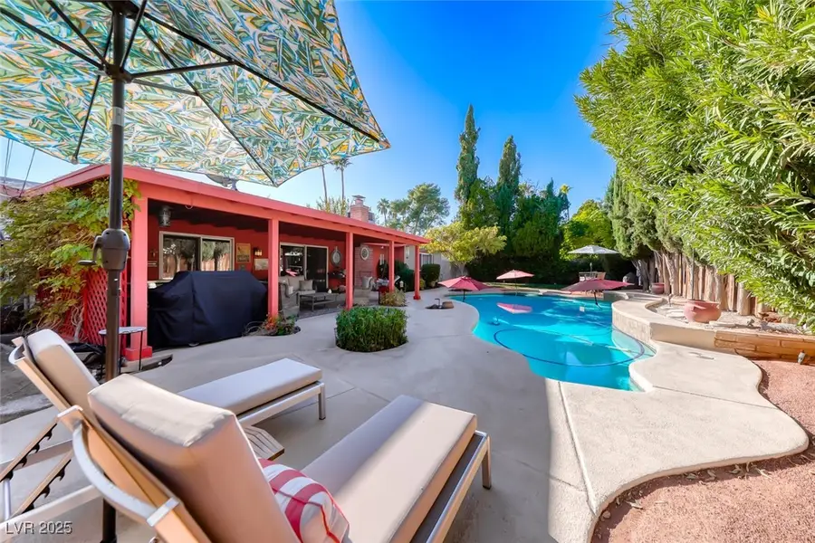 2812 Gilmary Avenue, Las Vegas, NV 89102 - Image #2