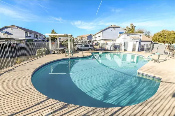 5330 Silvermist Court #202, Las Vegas, NV 89122