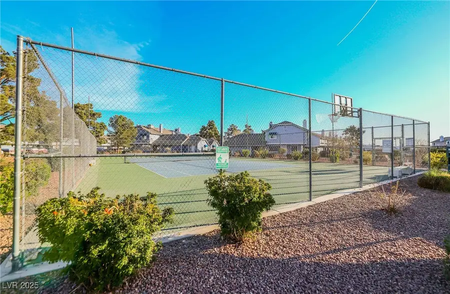 5330 Silvermist Court #202, Las Vegas, NV 89122 - Image #2