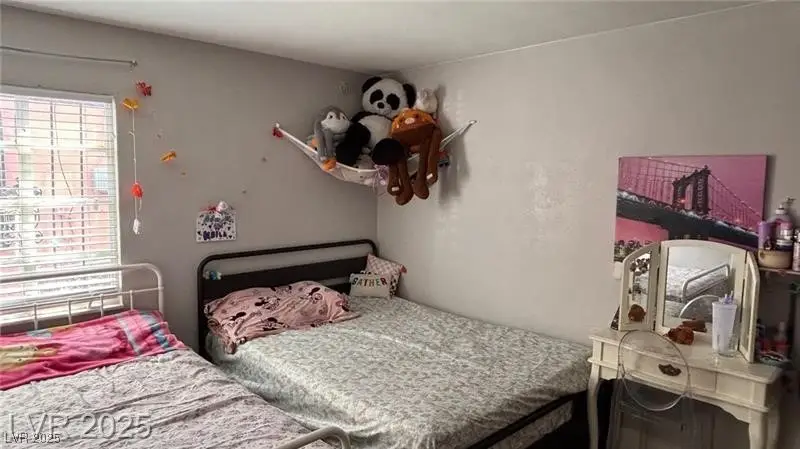 241 N 19th Street, Las Vegas, NV 89101 - Image #3