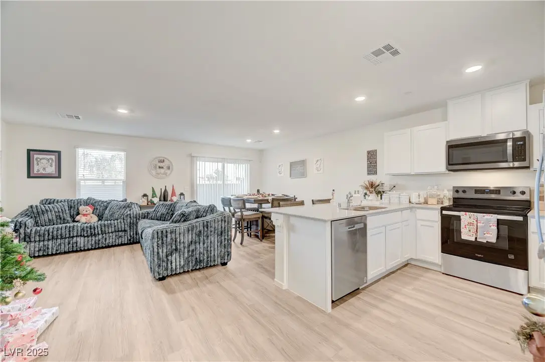 2570 Petunia Garden Avenue, North Las Vegas, NV 89081 - Image #1