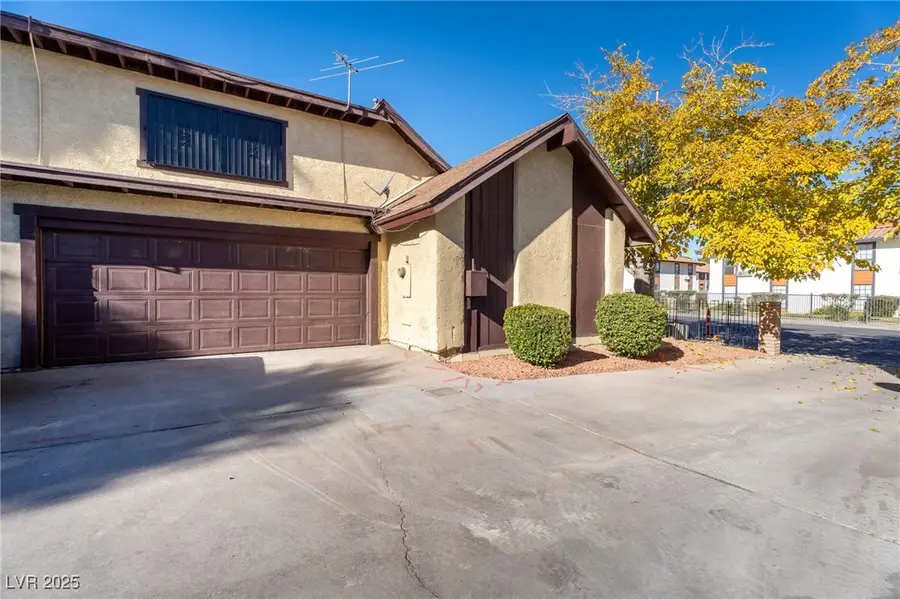 4565 Sirius Avenue, Las Vegas, NV 89102 - Image #2