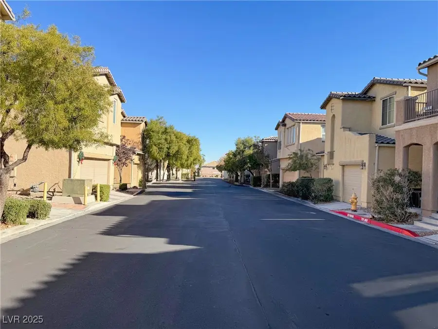 8451 Quarentina Avenue, Las Vegas, NV 89149 - Image #3