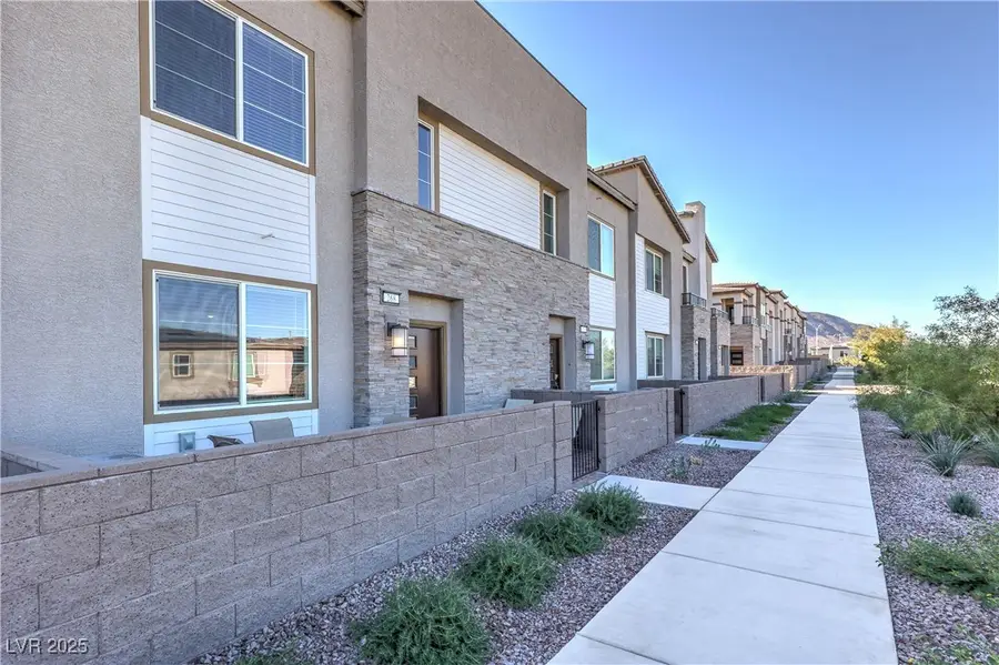 268 Walsh Peak Avenue, Henderson, NV 89015 - Image #3