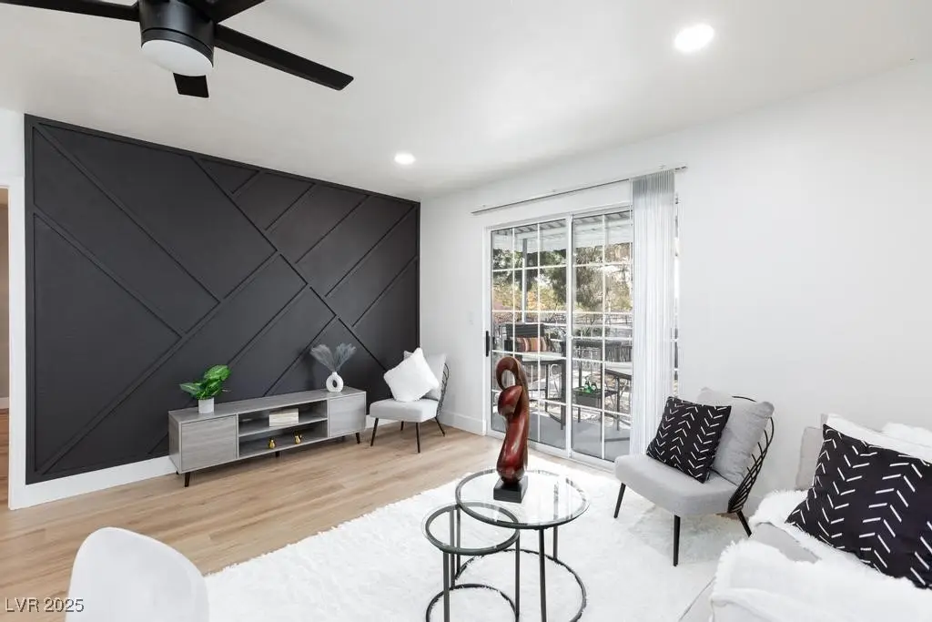 3823 S Maryland Parkway #5, Las Vegas, NV 89119 - Image #1