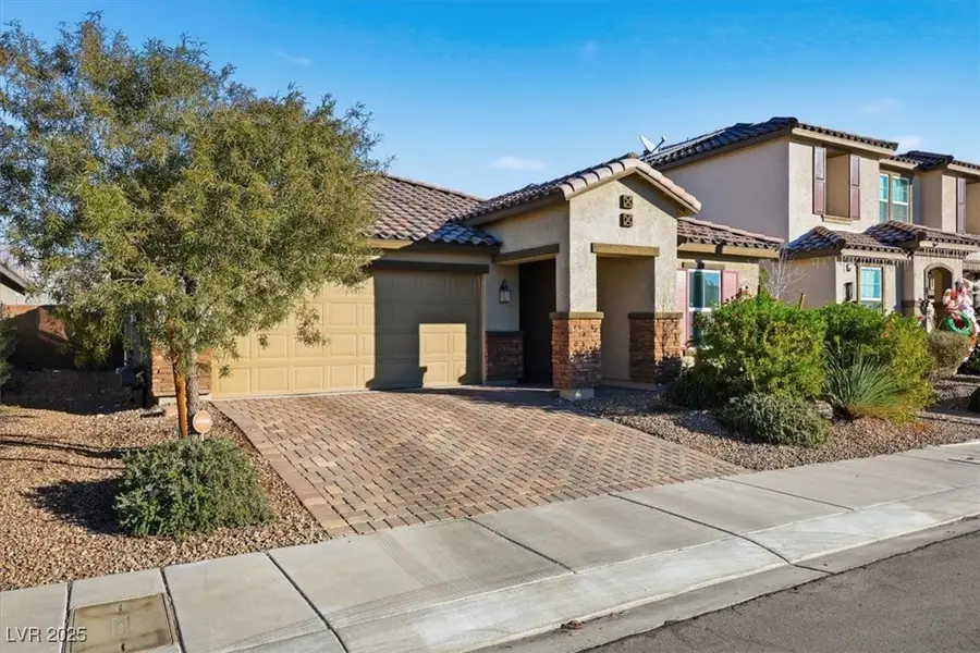 1418 Majestic Pond Avenue, North Las Vegas, NV 89084 - Image #3