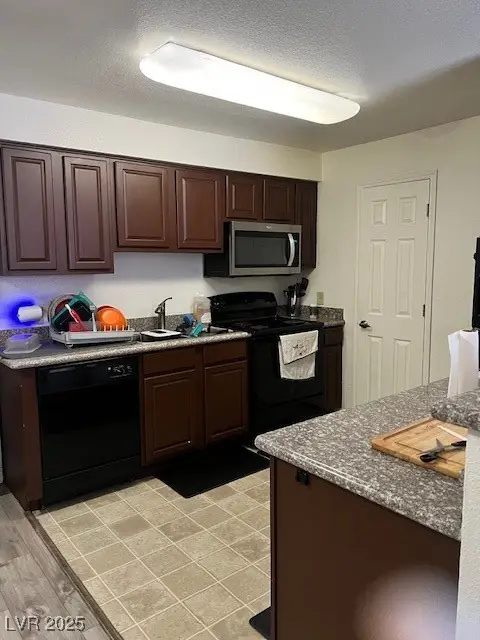 2606 S Durango Drive #248, Las Vegas, NV 89117 - Image #2