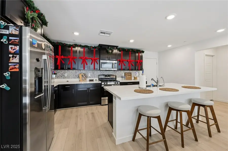 9649 Oliver Hills Avenue, Las Vegas, NV 89143 - Image #2