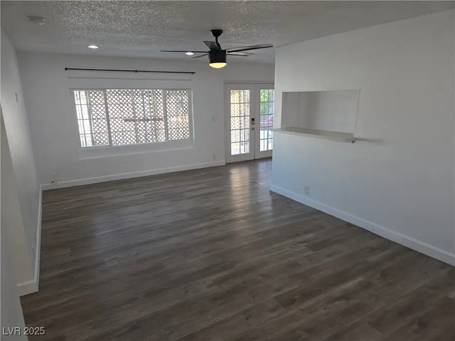 5168 Wilbur Street, Las Vegas, NV 89119 - Image #3