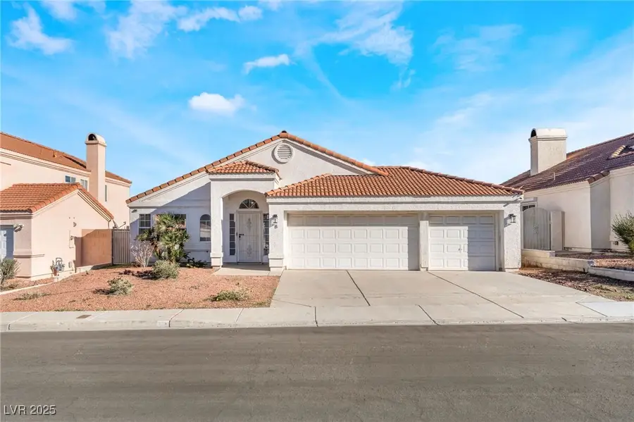 8 Sandwedge Drive, Henderson, NV 89074 - Image #2