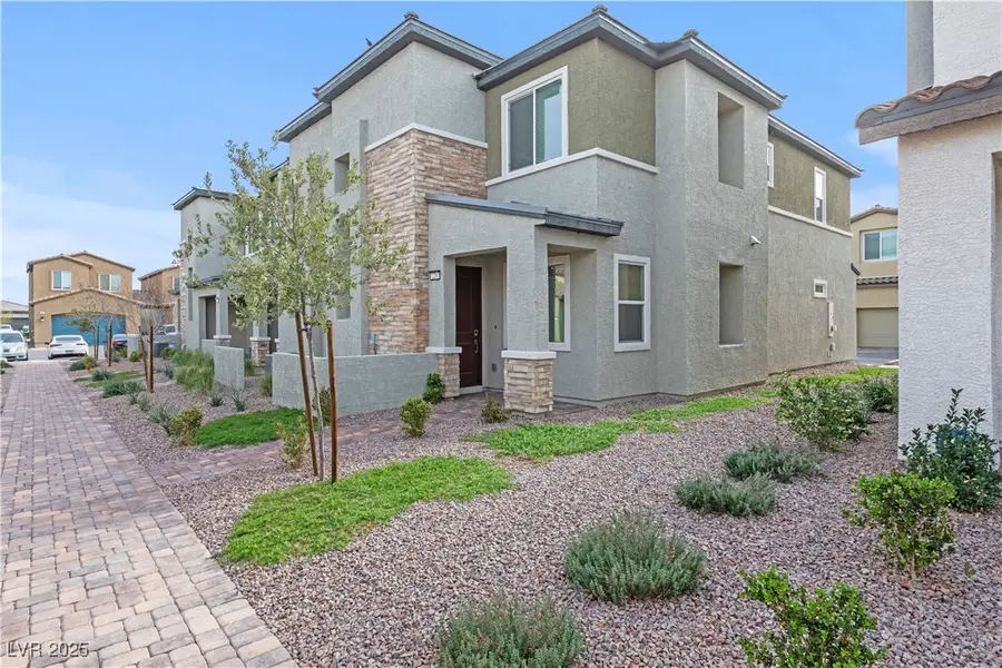 226 Wewatta Avenue, Henderson, NV 89011 - Image #2