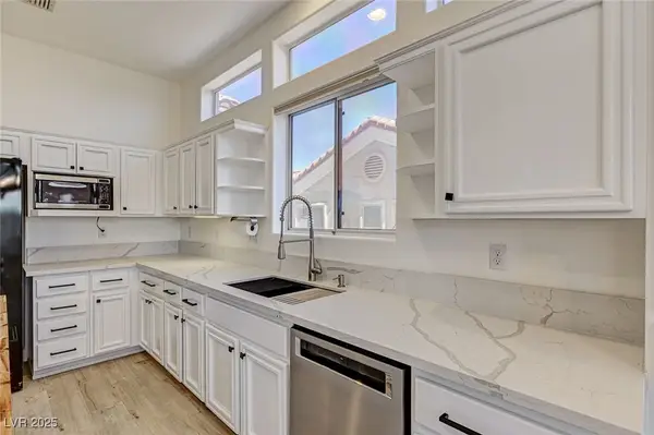 10725 Mission Lakes Avenue, Las Vegas, NV 89134