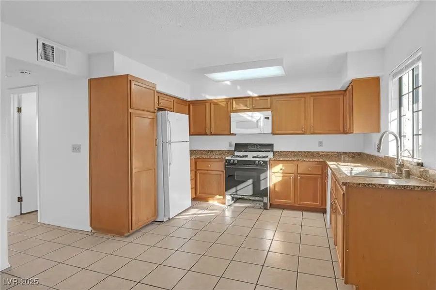 7030 Burcot Avenue #F108, Las Vegas, NV 89156 - Image #3