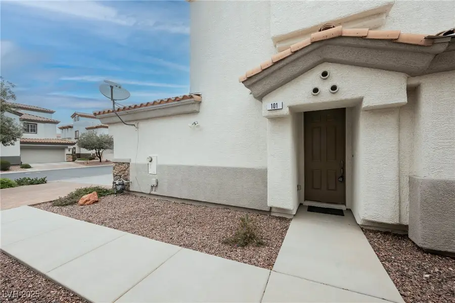 1110 Luna Eclipse Lane #1, Henderson, NV 89002 - Image #3