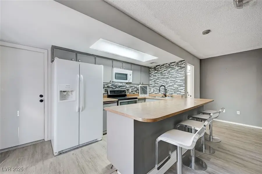 1843 Mimosa Court, Henderson, NV 89014 - Image #2