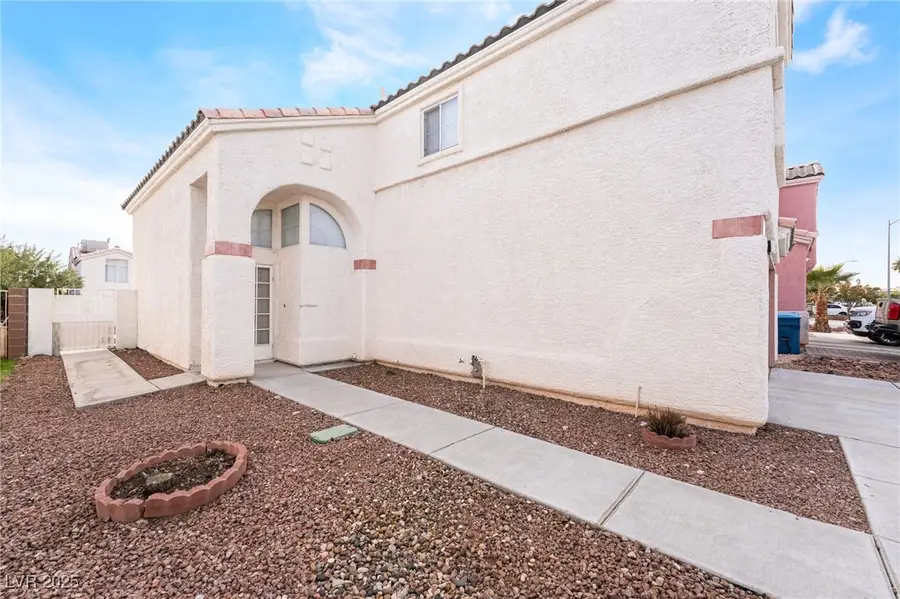 1904 Cedar Bluffs Way, Las Vegas, NV 89128 - Image #3