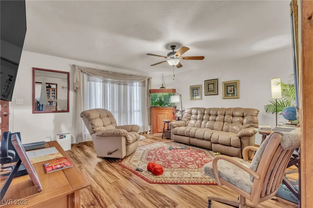 3543 Newland Avenue, Las Vegas, NV 89121 - Image #1