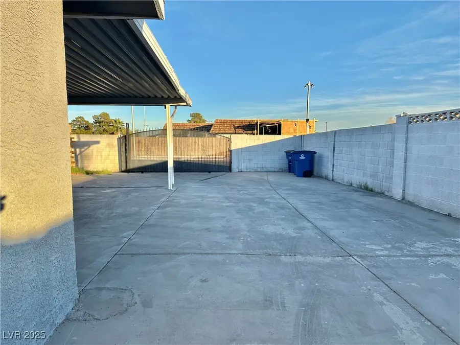 808 S Mallard Street, Las Vegas, NV 89107 - Image #3
