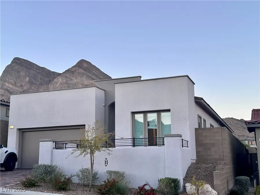 11730 Hatchling Avenue, Las Vegas, NV 89138 - Image #2