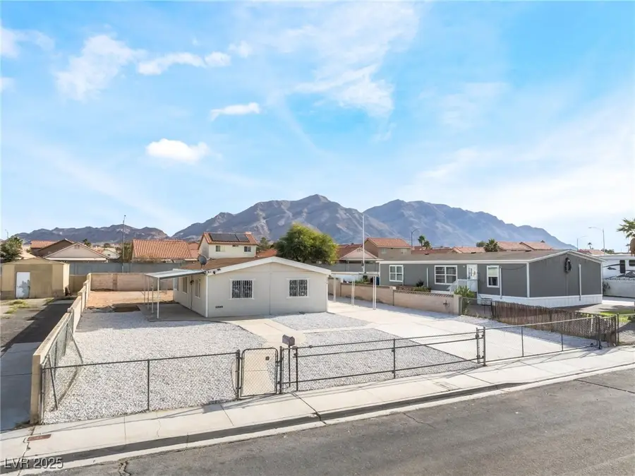 2576 Athena Drive, Las Vegas, NV 89156 - Image #2