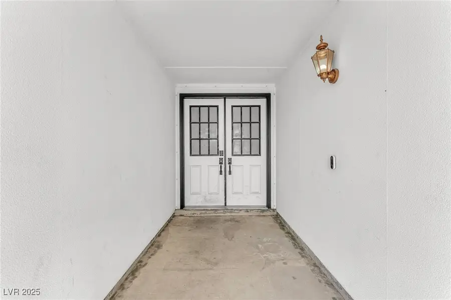 4518 El Canela Way, Las Vegas, NV 89121 - Image #3