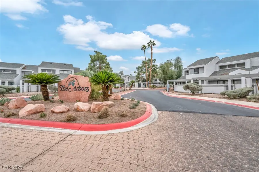 5670 Vineyard Lane, Las Vegas, NV 89110 - Image #2