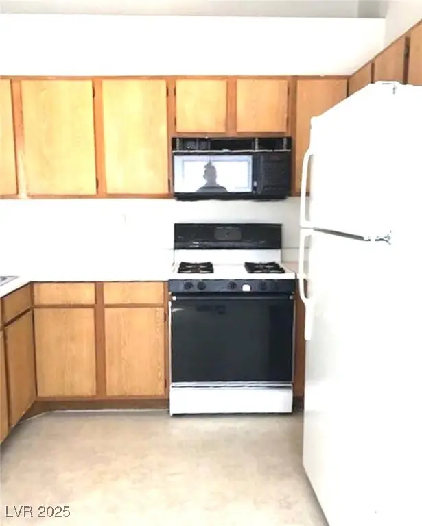 4671 Krissylouise Way, Las Vegas, NV 89121 - #3