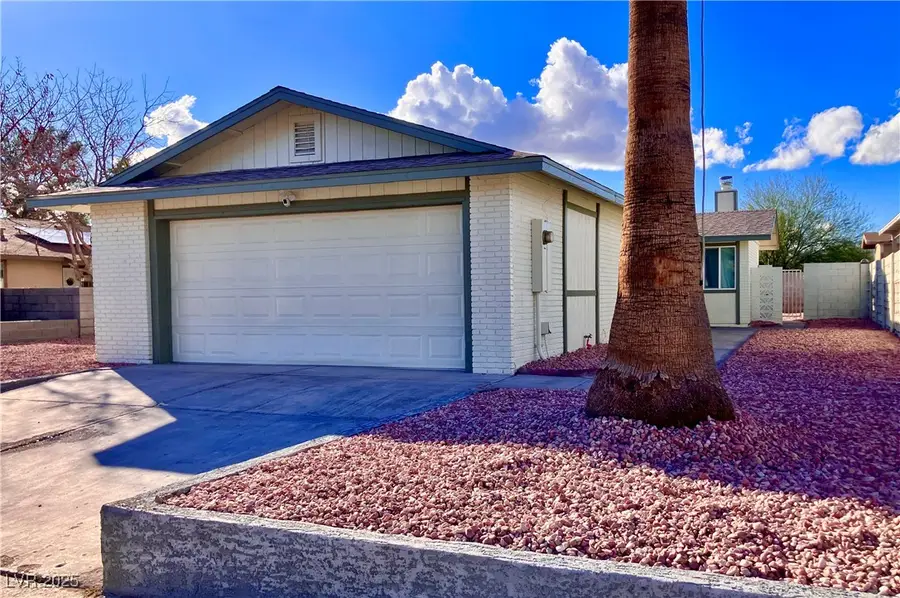 1715 Rockwell Lane, Las Vegas, NV 89156 - Image #2