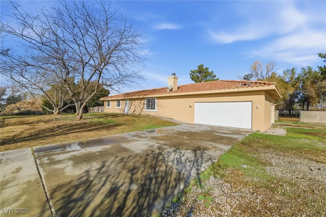 700 W Amarillo Avenue, Pahrump, NV 89048 - Image #1