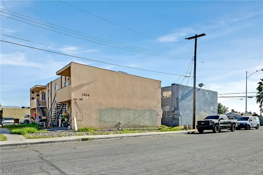 1300 N 22nd Street, Las Vegas, NV 89101 - Image #3