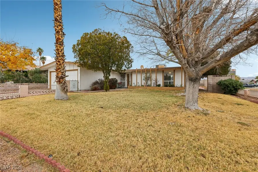 6912 Singing Dunes Lane, Las Vegas, NV 89145 - Image #2