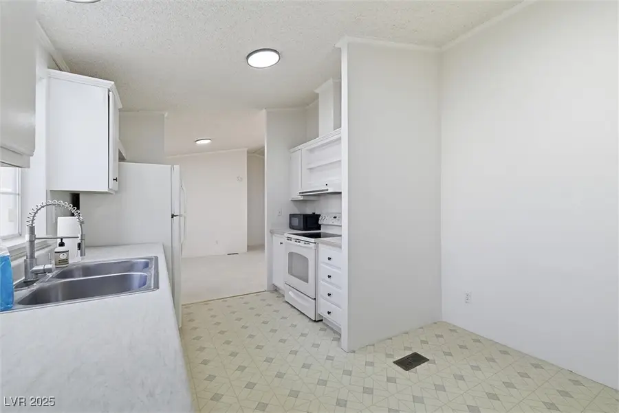 91 W Yukon Street, Pahrump, NV 89048 - Image #3