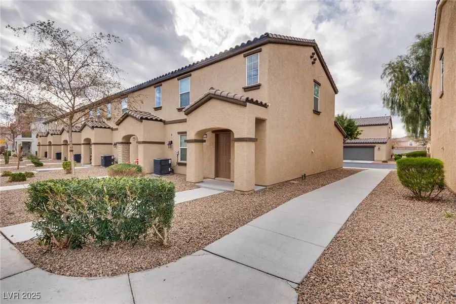 4534 Dover Straight Street, Las Vegas, NV 89115 - Image #2