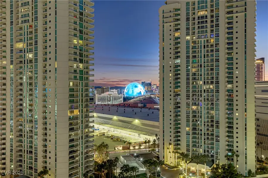 2777 Paradise Road #2001, Las Vegas, NV 89109 - #2
