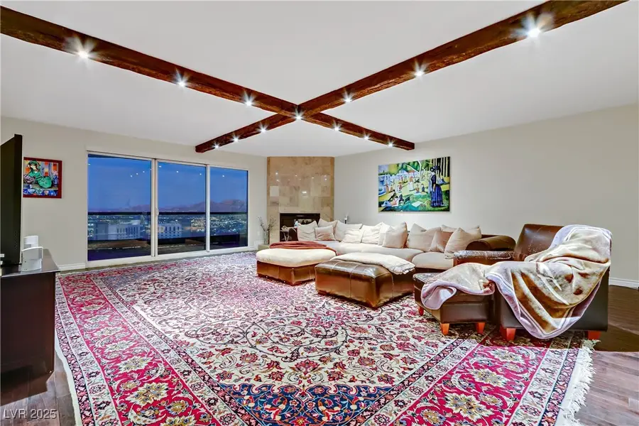 2777 Paradise Road #2001, Las Vegas, NV 89109 - #3