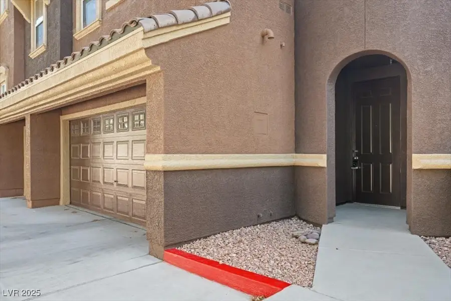 3975 N Hualapai Way #246, Las Vegas, NV 89129 - Image #2