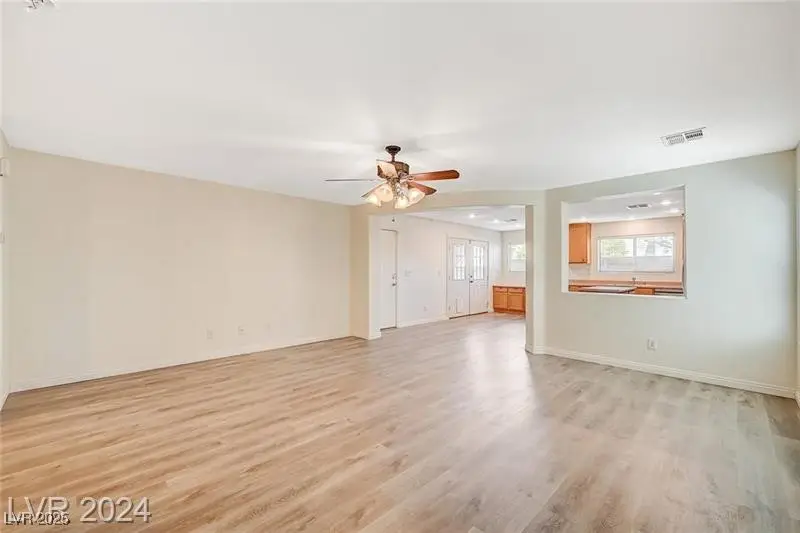 11540 Kindsland Street, Las Vegas, NV 89183 - Image #3