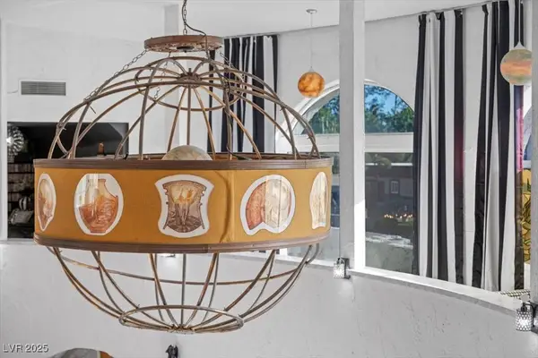 4318 Ridgecrest Drive, Las Vegas, NV 89121