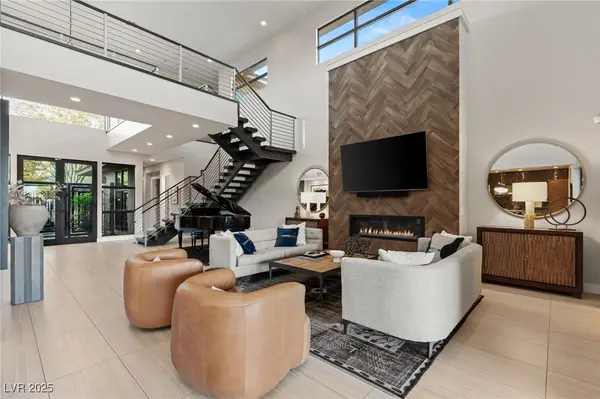 38 Moonfire Drive, Las Vegas, NV 89135