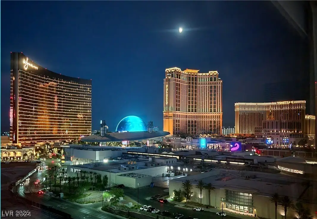 2000 N Fashion Show Drive #2203, Las Vegas, NV 89109 - #1