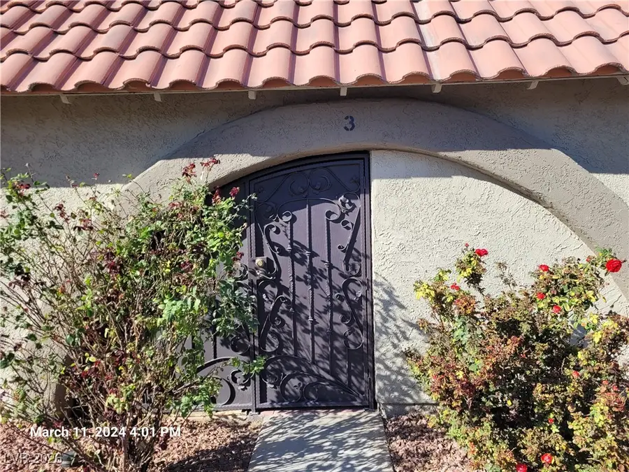 809 Hedge Way #3, Las Vegas, NV 89110 - Image #2