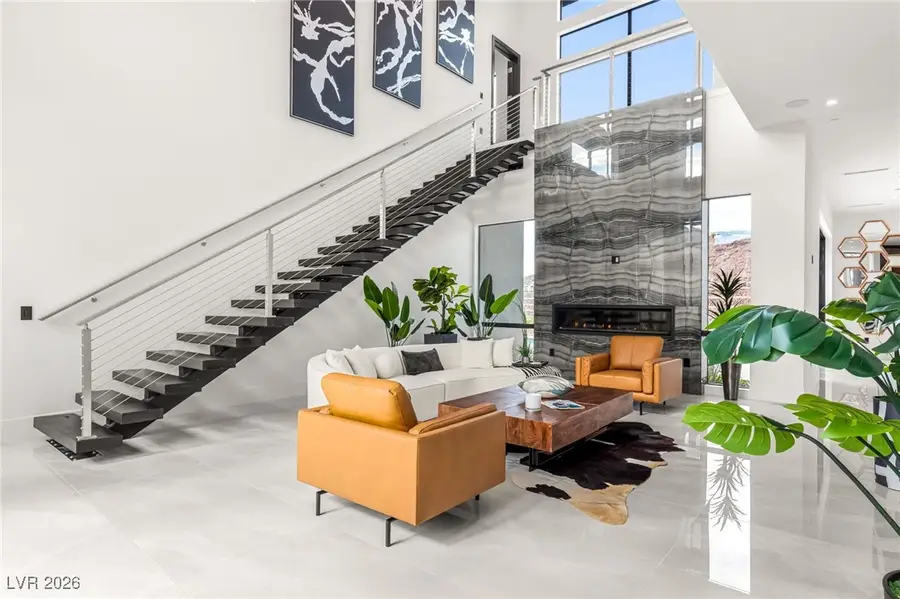 14 Sanctuary Peak Court, Henderson, NV 89012 - Image #2