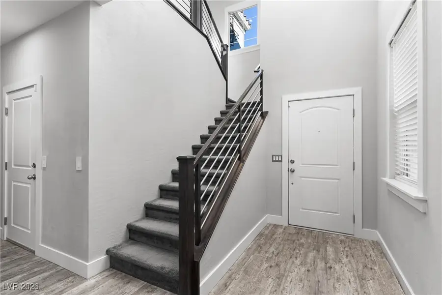 8009 Red Rock Crest Street, Las Vegas, NV 89166 - Image #3