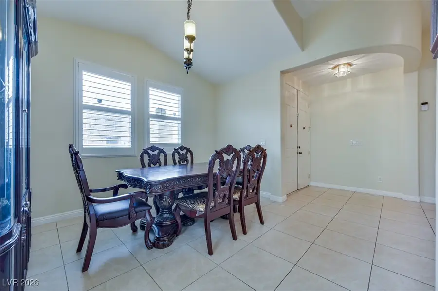 9709 Hawk Cliff Avenue, Las Vegas, NV 89148 - Image #2